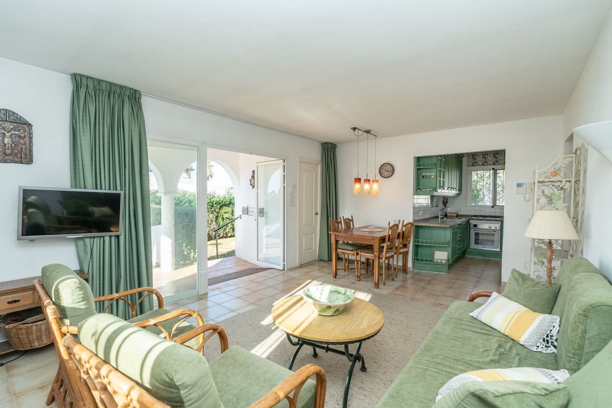 3 Zimmer Villa zu verkaufen in Costabella - 990.000 € (Ref: 10049339)