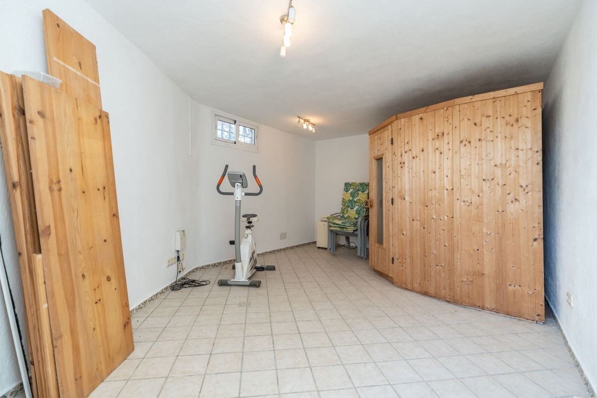 3 Zimmer Villa zu verkaufen in Costabella - 990.000 € (Ref: 10049339)