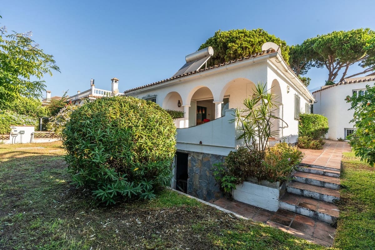 3 Zimmer Villa zu verkaufen in Costabella - 990.000 € (Ref: 10049339)