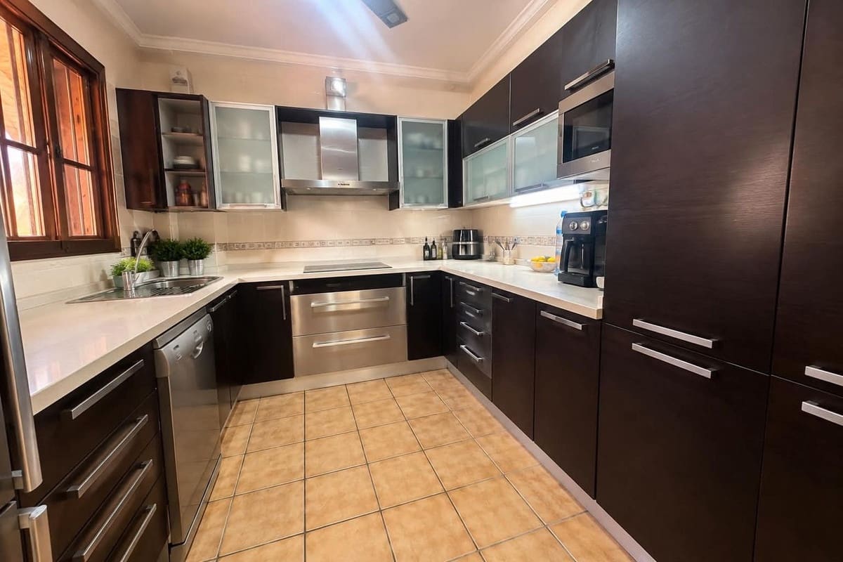 3 camera da letto Casa in vendita in Nueva Andalucia con piscina - 940.000 € (Rif: 10110963)