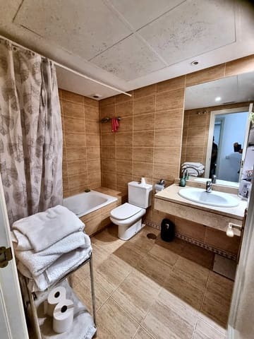 2 makuuhuone Huoneisto myytävänä paikassa Puerto Banus, Marbella mukana uima-altaan 
autotalli - 400 000 € (Ref: 10110965)