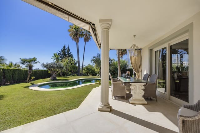 2 slaapkamer Villa te koop in Río Real, Marbella met zwembad garage - € 1.495.000 (Ref: 10110966)