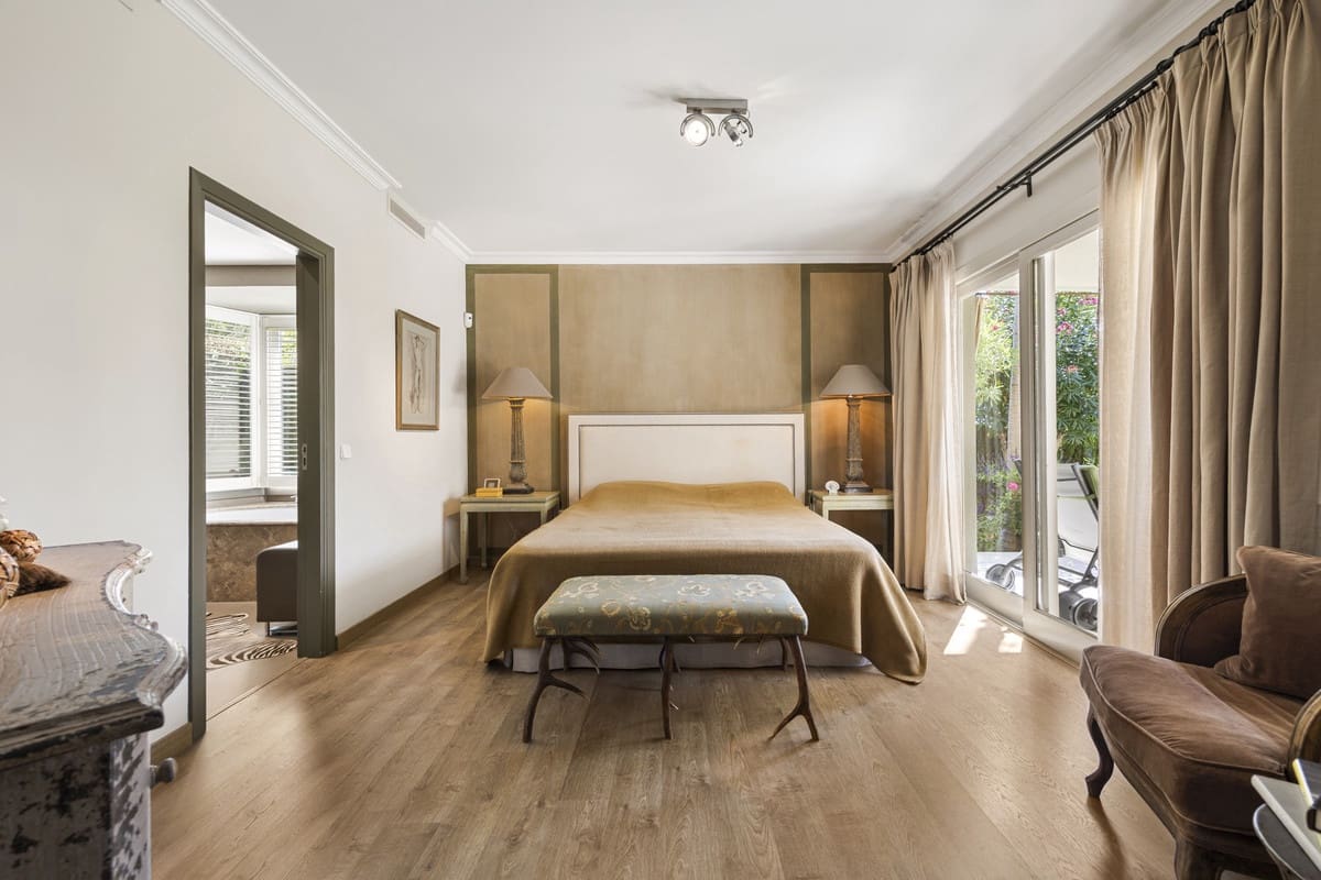 2 slaapkamer Villa te koop in Rio Real met zwembad garage - € 1.495.000 (Ref: 10110966)
