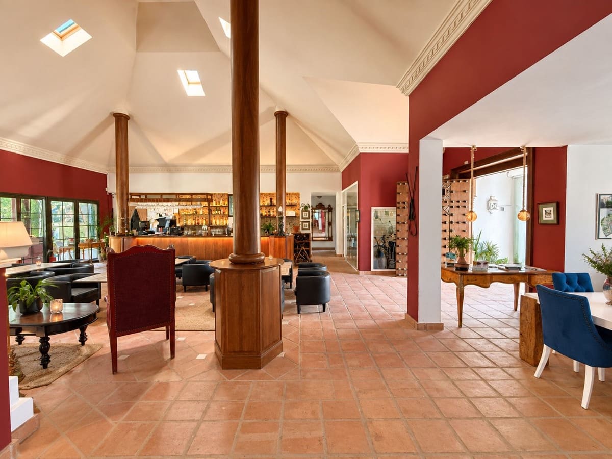 Chalet de 4 habitaciones en New Golden Mile en venta con piscina garaje - 1.200.000 € (Ref: 10110967)