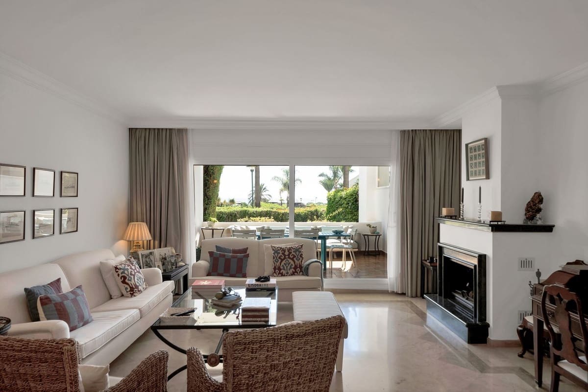 3 bedroom Apartment for sale in Rio Real with pool garage - € 1,750,000 (Ref: 10119962)