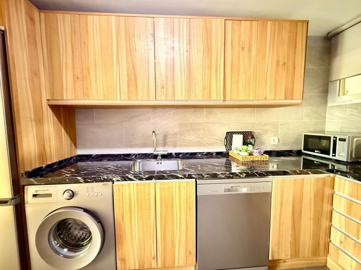 2 slaapkamer Appartement te koop in Golden Mile met zwembad - € 1.200.000 (Ref: 10119966)