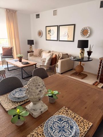 2 slaapkamer Appartement te koop in La Carolina - Guadalpín, Marbella met zwembad - € 1.200.000 (Ref: 10119966)