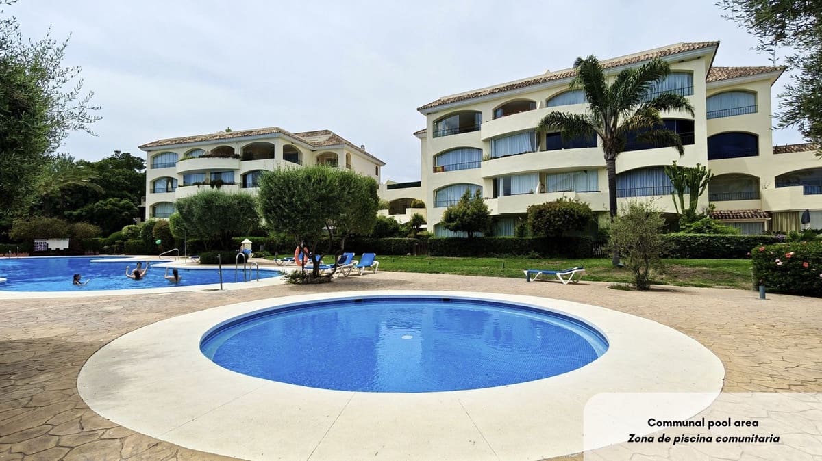 3 bedroom Apartment for sale in Bahia de Marbella with pool garage - € 750,000 (Ref: 10124455)