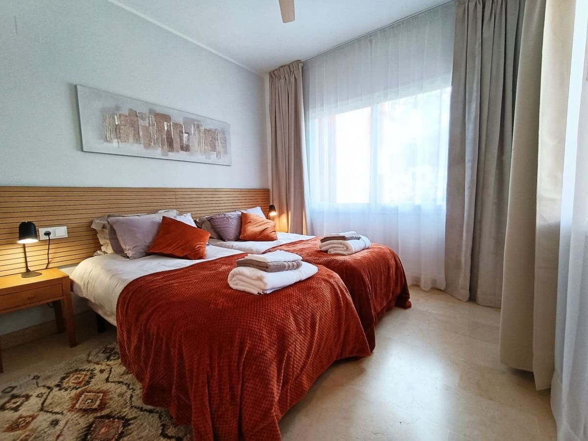 3 slaapkamer Appartement te koop in Golden Mile met zwembad garage - € 898.000 (Ref: 10135983)
