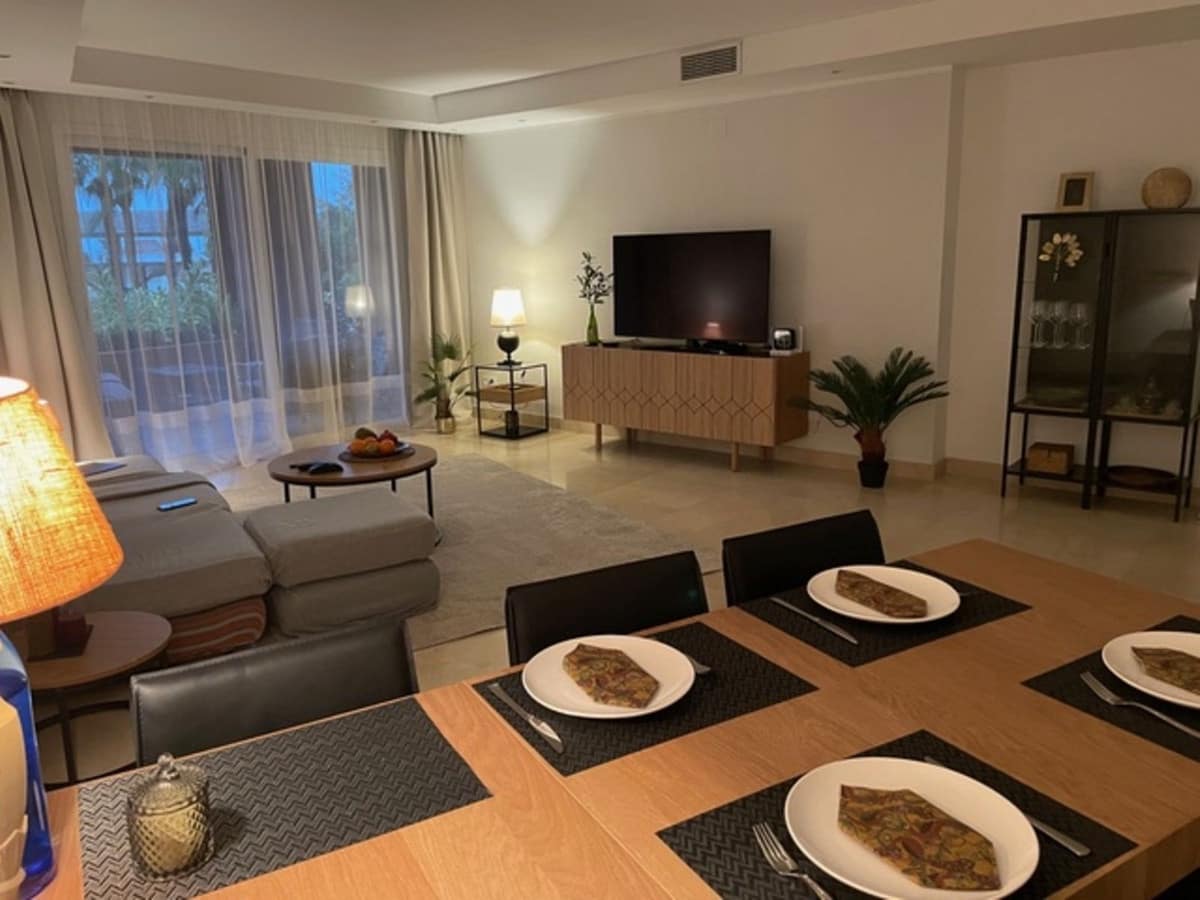 3 slaapkamer Appartement te koop in Golden Mile met zwembad garage - € 898.000 (Ref: 10135983)