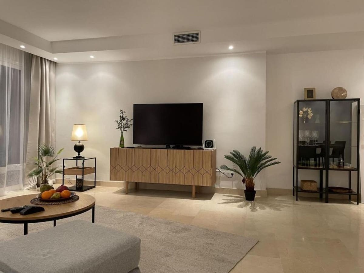 3 slaapkamer Appartement te koop in Golden Mile met zwembad garage - € 898.000 (Ref: 10135983)