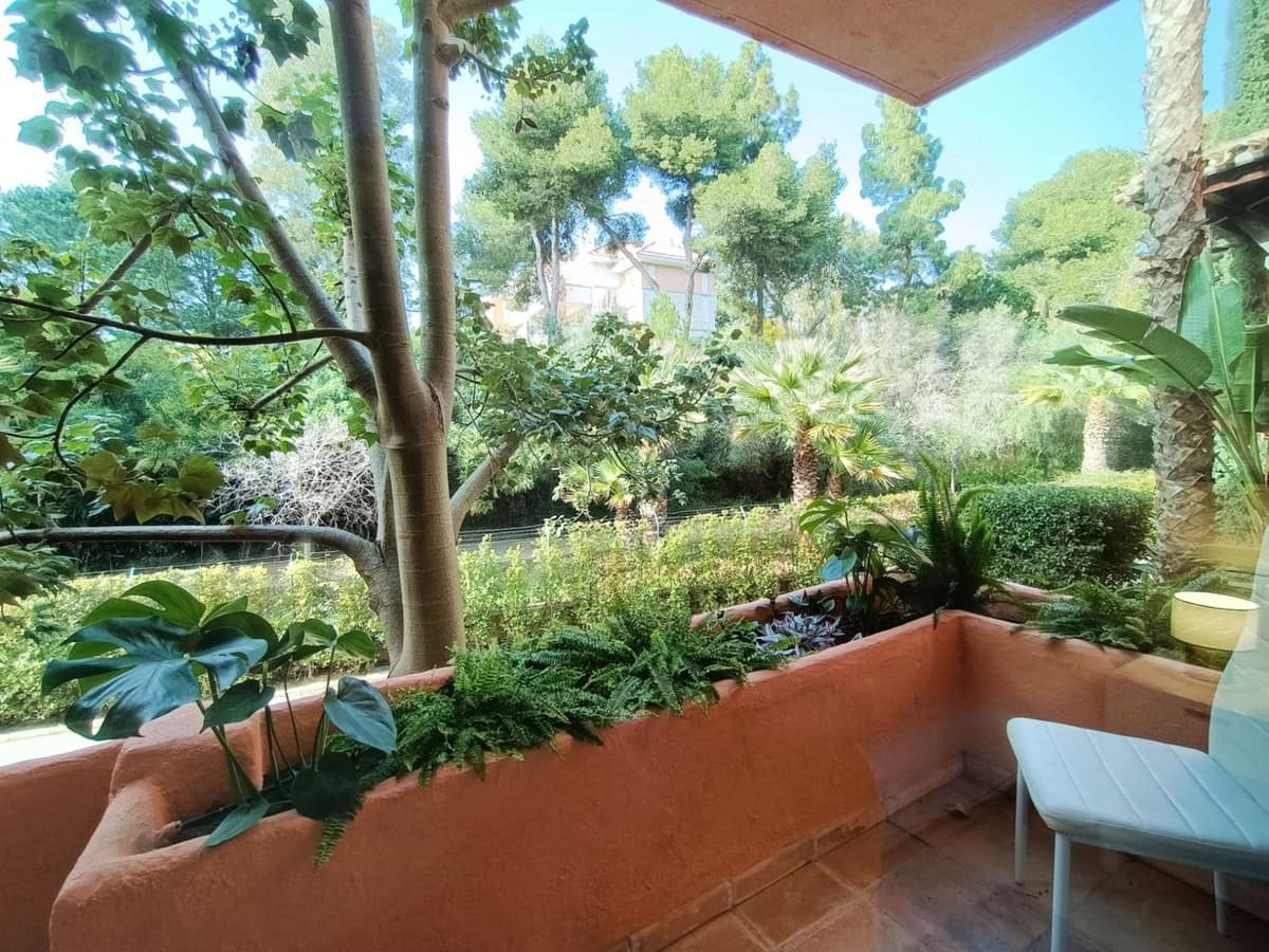 3 slaapkamer Appartement te koop in Golden Mile met zwembad garage - € 898.000 (Ref: 10135983)