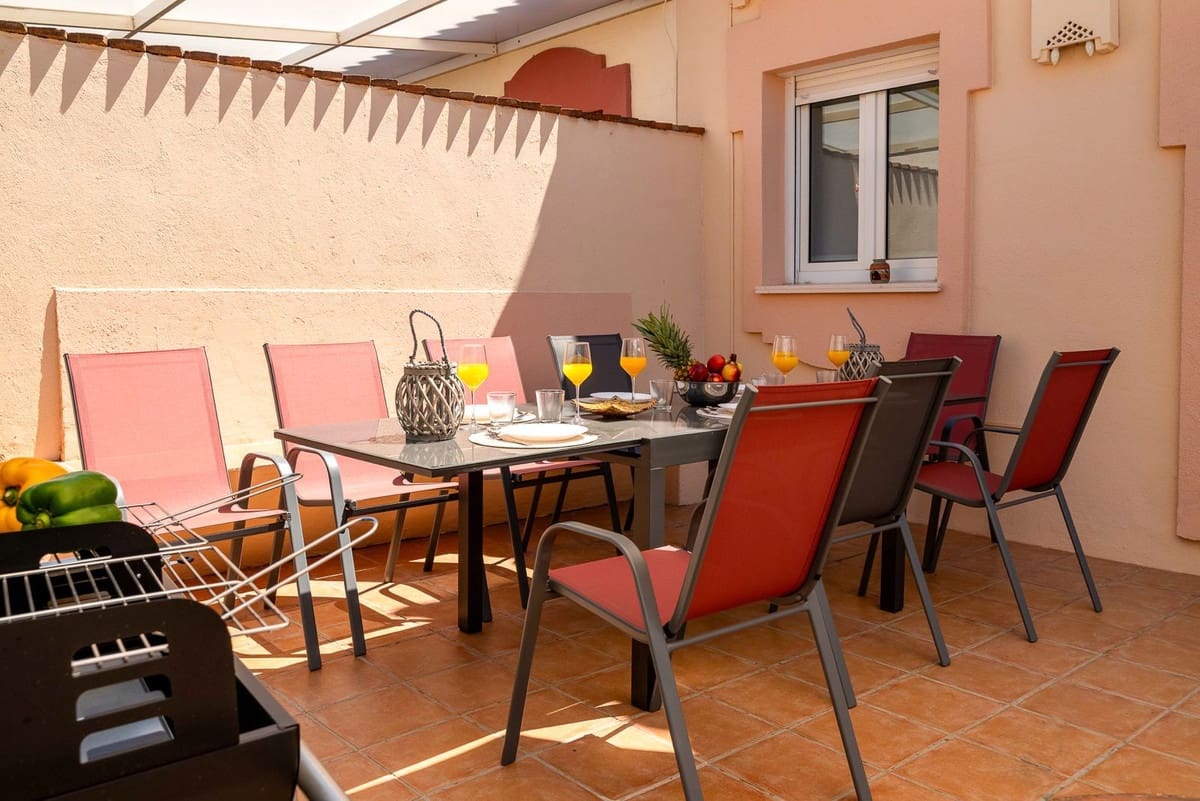 4 Zimmer Haus zu verkaufen in Rio Real mit Pool - 740.000 € (Ref: 10135984)