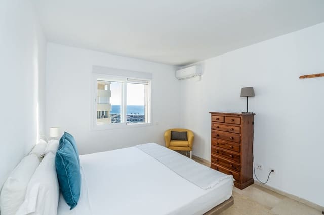 2 sypialnia Apartament na sprzedaż w Puerto de Estepona, Estepona z basenem - 529 000 € (Ref: 10166620)