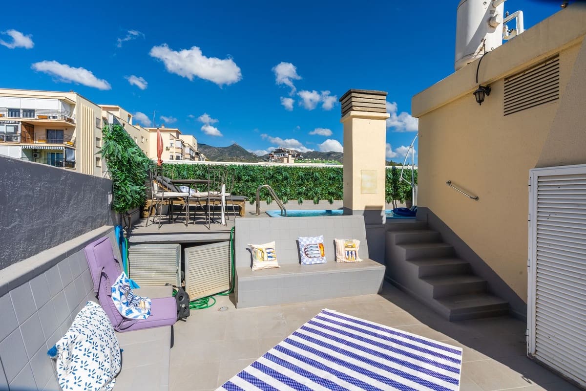 3 soveværelse Lejlighed til salg i Marbella med swimmingpool - € 1.495.000 (Ref: 10166621)