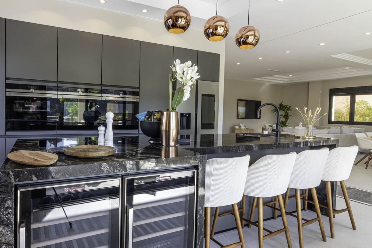 7 quarto Moradia para venda em Elviria com piscina - 3 790 000 € (Ref: 7356732)