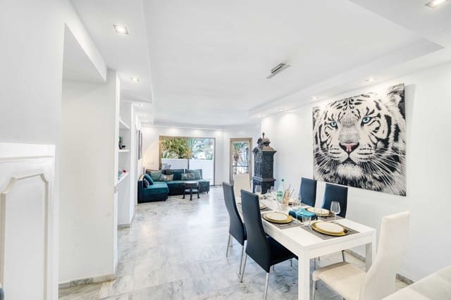 5 bedroom Penthouse for sale in Elviria, Marbella with pool - € 990,000 (Ref: 8722717)