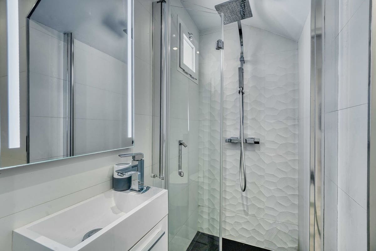 2 sypialnia Apartament na sprzedaż w Elviria z basenem - 470 000 € (Ref: 8722720)