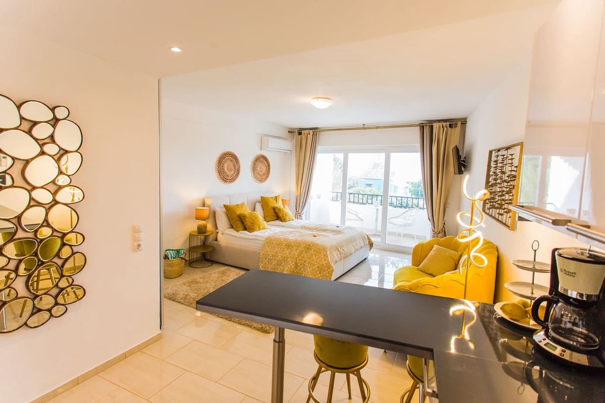 1 chambre Appartement à vendre à Marbesa avec piscine - 299 000 € (Ref: 8722771)