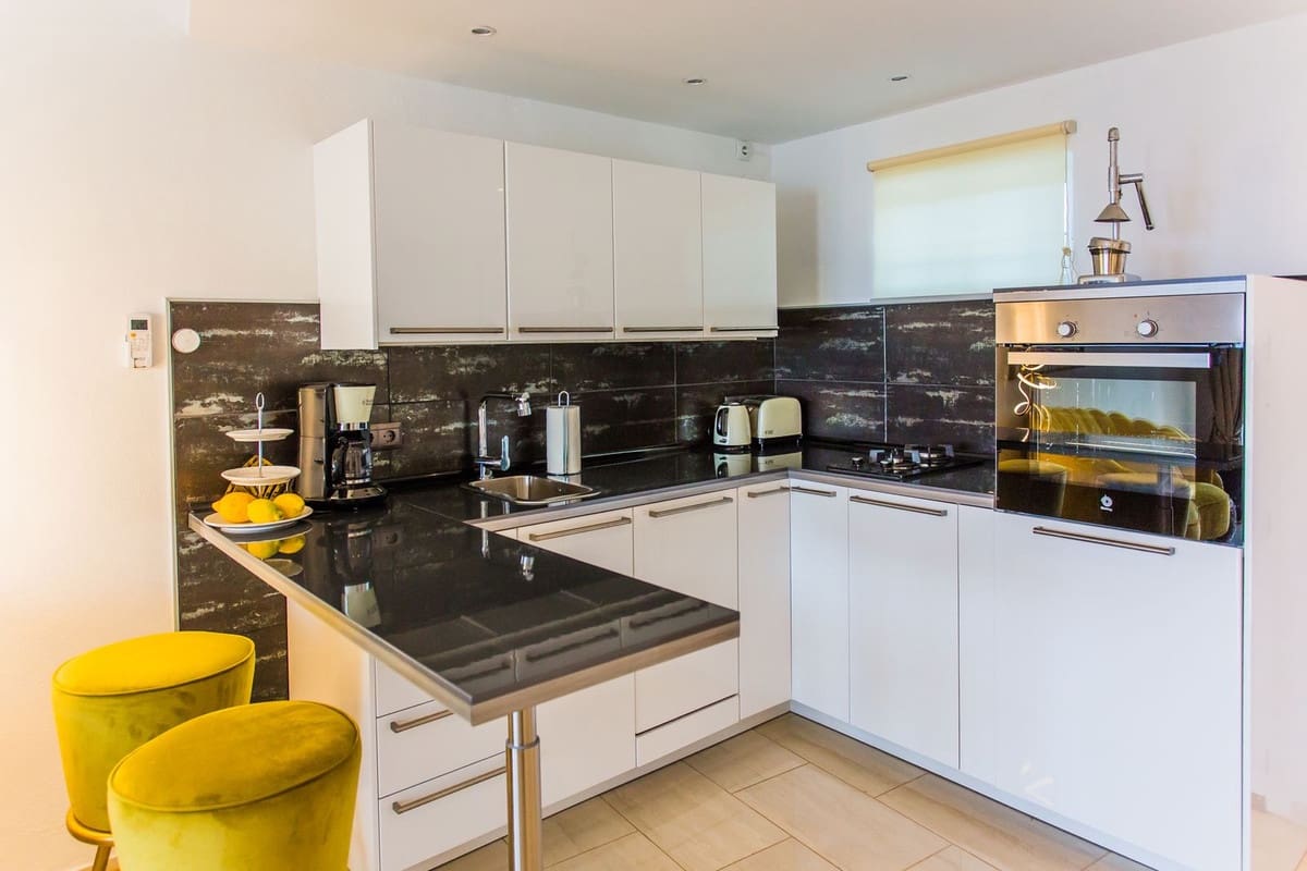 1 chambre Appartement à vendre à Marbesa avec piscine - 299 000 € (Ref: 8722771)