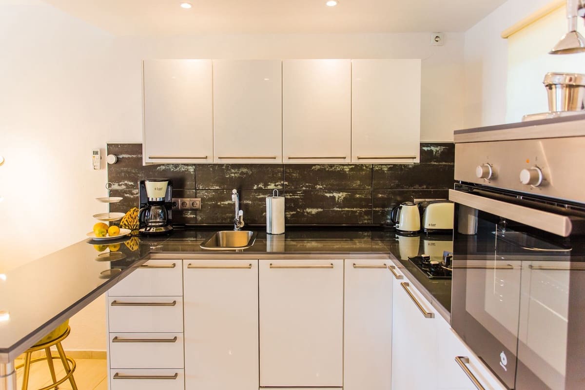 1 chambre Appartement à vendre à Marbesa avec piscine - 299 000 € (Ref: 8722771)