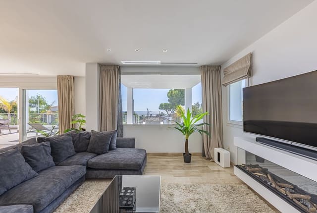 5 sypialnia Willa na sprzedaż w El Rosario, Marbella z basenem - 2 350 000 € (Ref: 8722800)