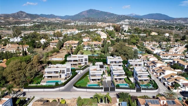 3 soverom Villa til salgs i Atalaya-Isdabe, Estepona med svømmebasseng - € 1 530 000 (Ref: 8722820)