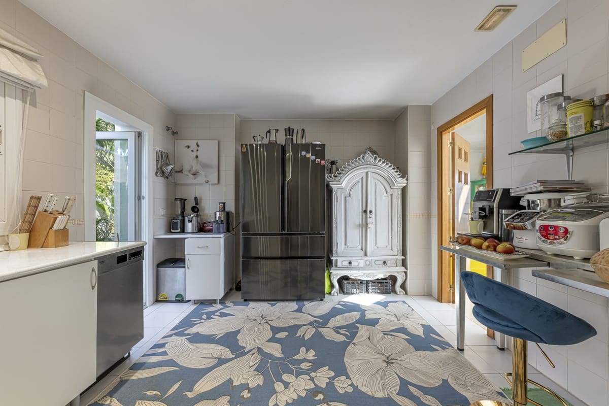 3 soveværelse Byhus til salg i Elviria - € 980.000 (Ref: 8722922)