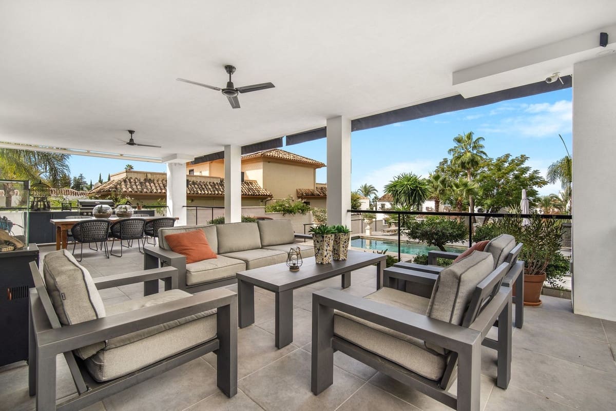 3 soverom Leilighet til salgs i Rio Real med svømmebasseng - € 1 300 000 (Ref: 8722932)