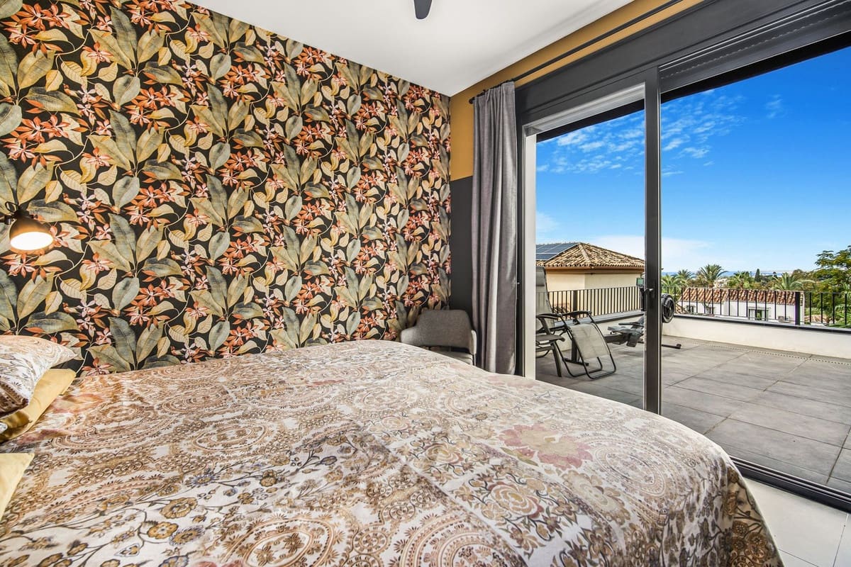 3 soverom Leilighet til salgs i Rio Real med svømmebasseng - € 1 300 000 (Ref: 8722932)