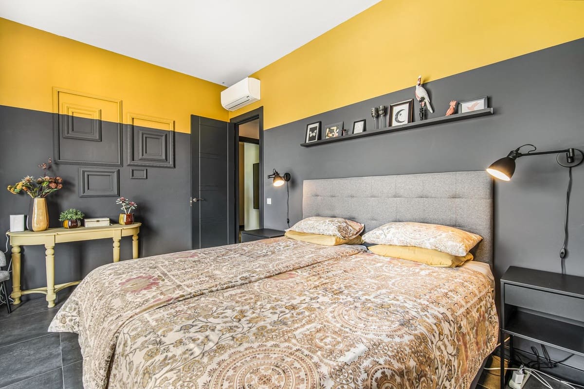 3 makuuhuone Huoneisto myytävänä paikassa Rio Real mukana uima-altaan - 1 300 000 € (Ref: 8722932)