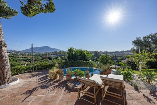 4 soveværelse Villa til salg i Guadalmina Alta, Marbella med swimmingpool - € 1.795.000 (Ref: 8741858)