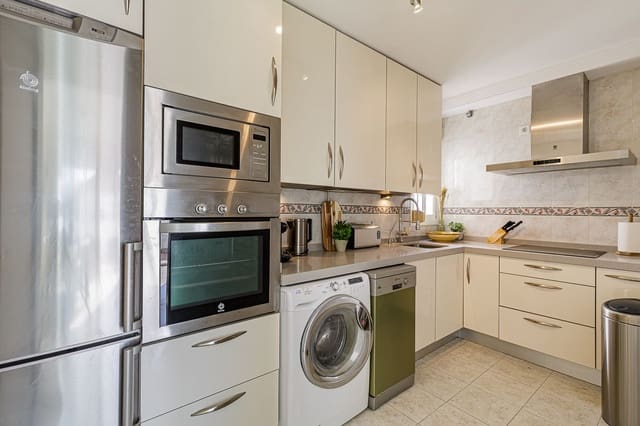 2 soveværelse Lejlighed til salg i Casco Antiguo, Marbella - € 525.000 (Ref: 8765312)