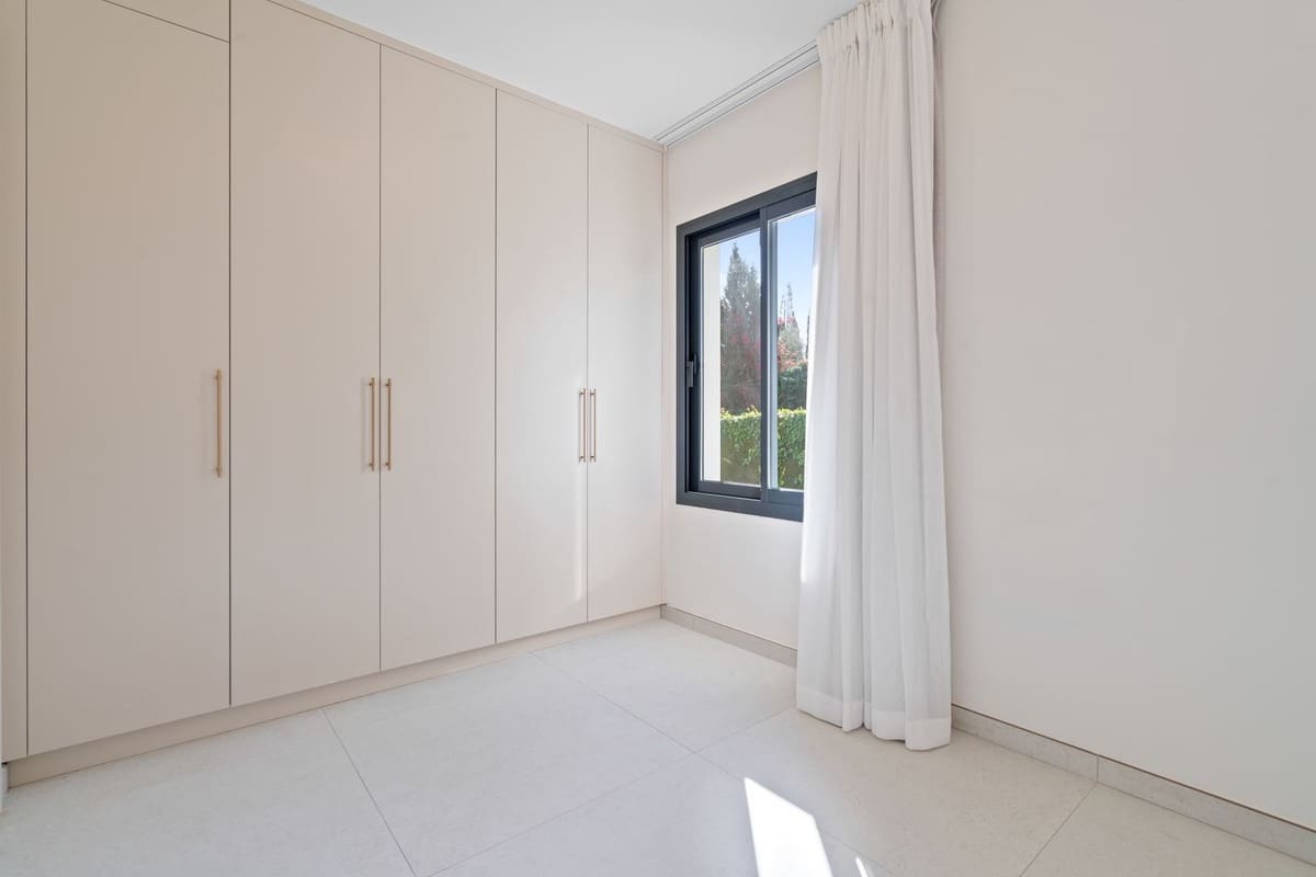 4 soverom Villa til salgs i Elviria med svømmebasseng garasje - € 2 090 000 (Ref: 8781845)