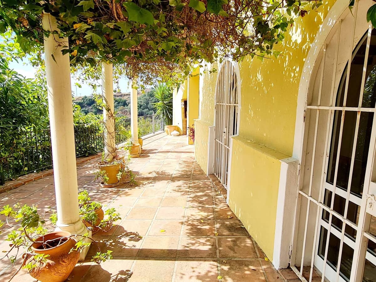 4 sypialnia Willa na sprzedaż w Ojen - 490 000 € (Ref: 8816248)