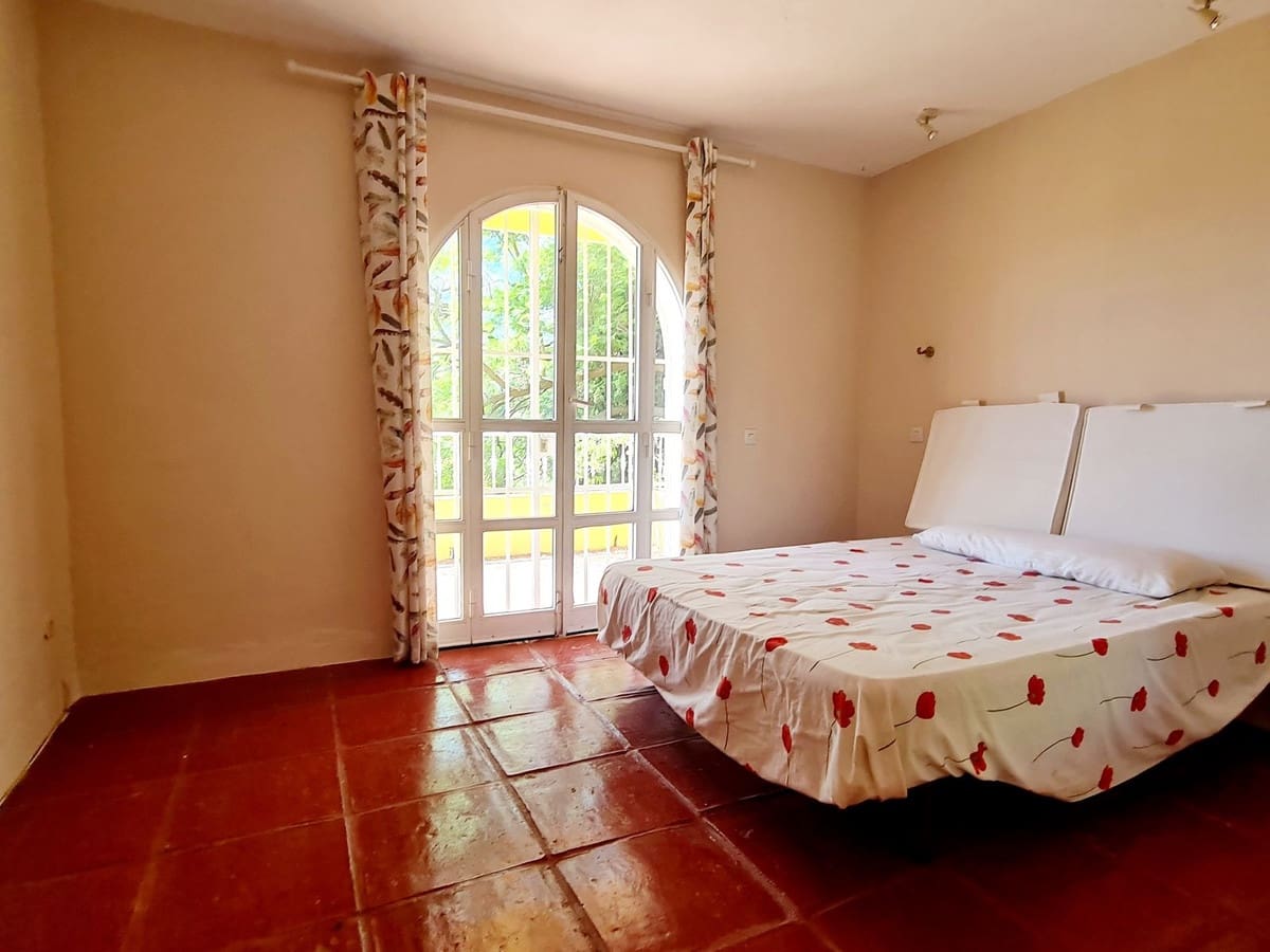 4 sypialnia Willa na sprzedaż w Ojen - 490 000 € (Ref: 8816248)