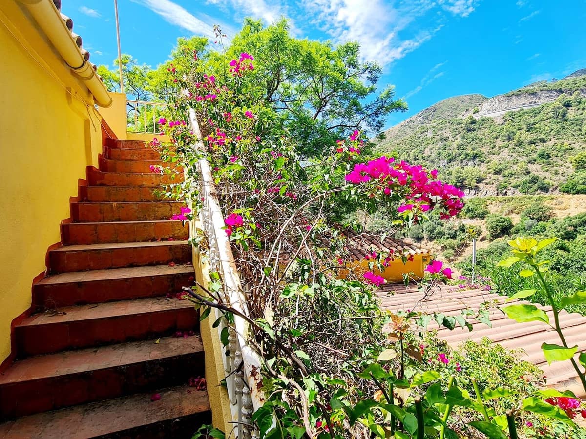 4 sypialnia Willa na sprzedaż w Ojen - 490 000 € (Ref: 8816248)