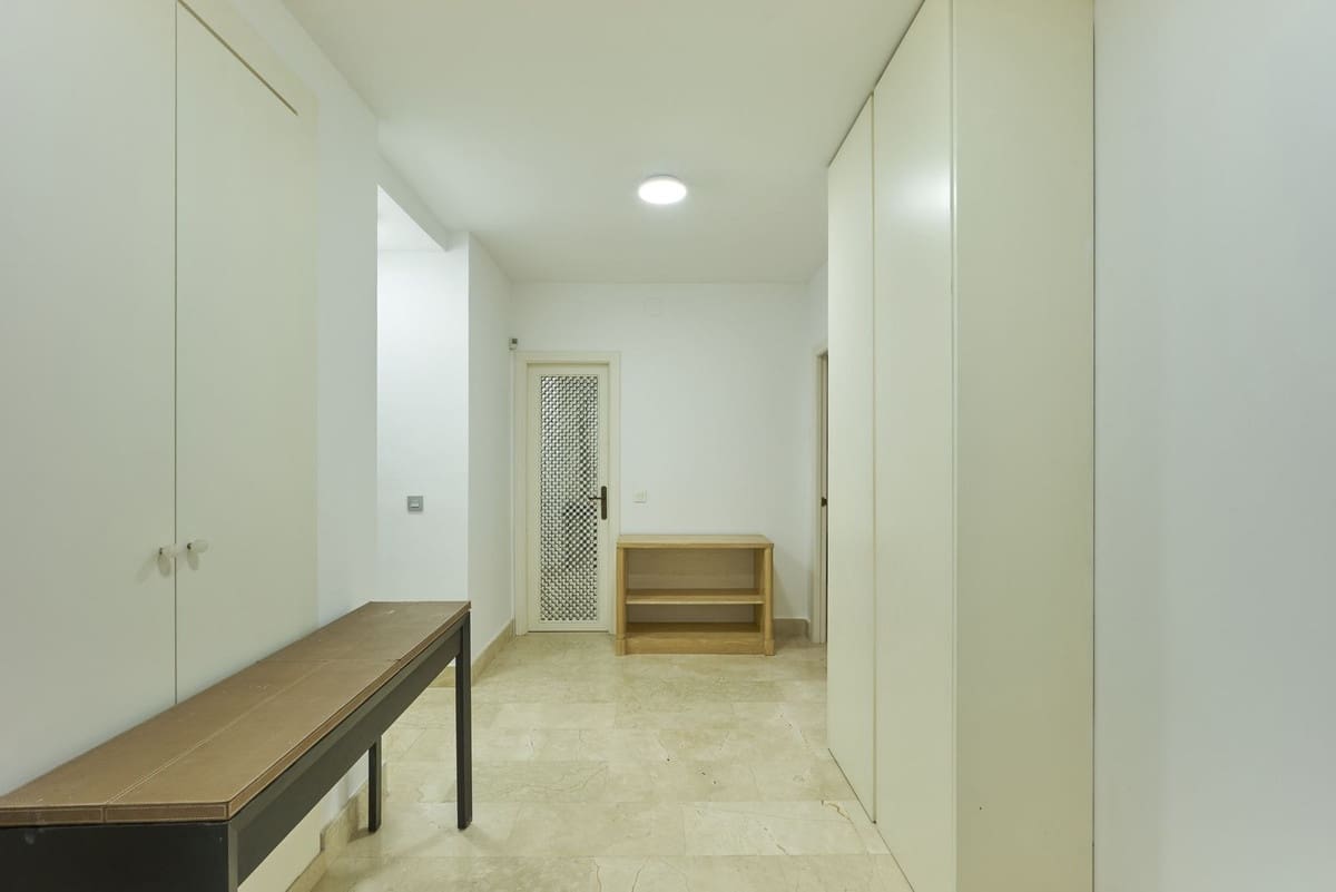 6 soverom Hus til salgs i Golden Mile med svømmebasseng - € 1 600 000 (Ref: 8822672)