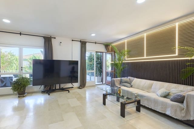 6 makuuhuone Omakotitalo myytävänä paikassa La Carolina - Guadalpín, Marbella mukana uima-altaan - 1 600 000 € (Ref: 8822672)