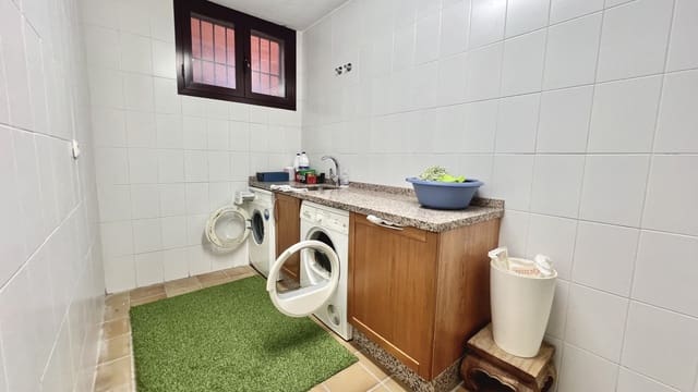 3 bedroom Townhouse for sale in La Carolina - Guadalpín, Marbella with pool - € 1,370,000 (Ref: 8845598)