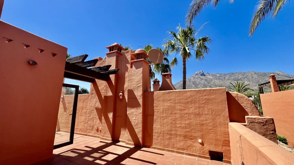 3 sovrum Hus till salu i Golden Mile med pool - 1 370 000 € (Ref: 8845598)