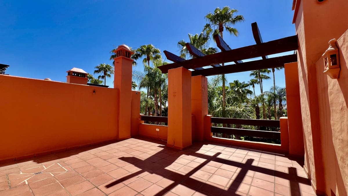 3 sovrum Hus till salu i Golden Mile med pool - 1 370 000 € (Ref: 8845598)