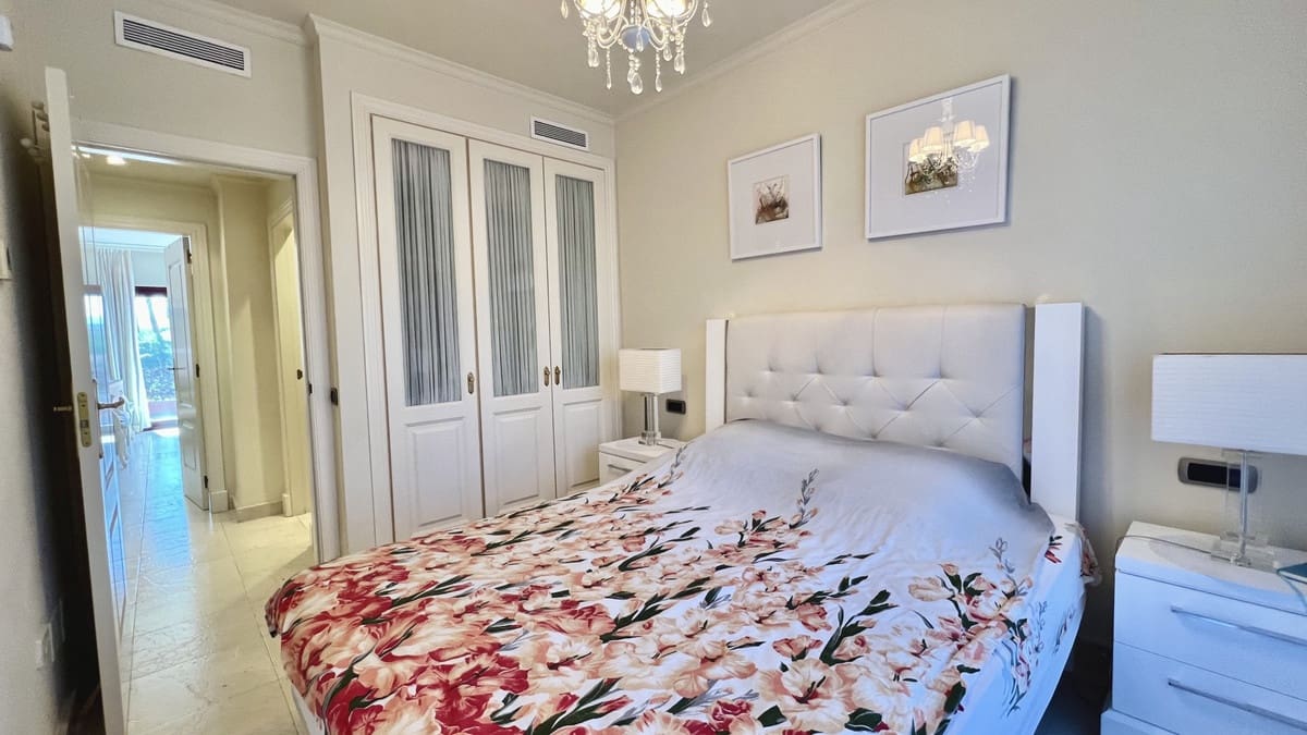 3 sovrum Hus till salu i Golden Mile med pool - 1 370 000 € (Ref: 8845598)