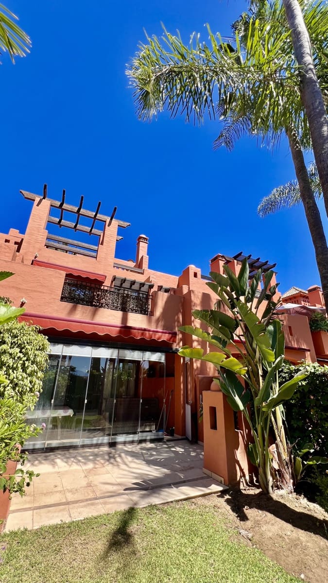 3 sovrum Hus till salu i Golden Mile med pool - 1 370 000 € (Ref: 8845598)