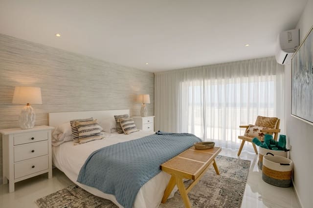 3 soveværelse Villa til salg i Parque Central, Estepona - € 1.200.000 (Ref: 8860801)