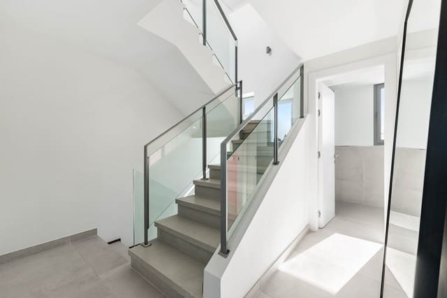 Casa de 3 habitaciones en Guadalmina Alta, Marbella en venta con piscina - 1.295.000 € (Ref: 8860816)