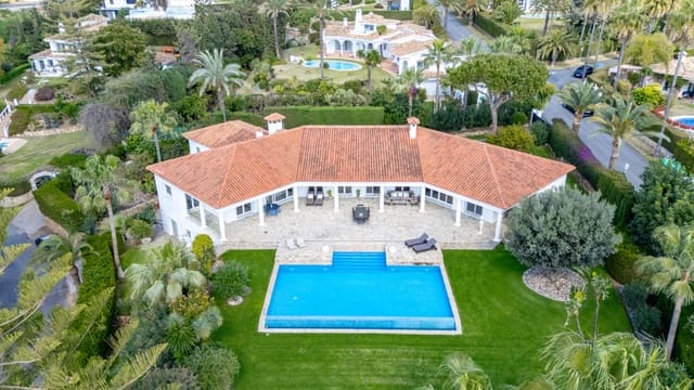4 Zimmer Villa zu verkaufen in Hacienda Las Chapas, Marbella mit Pool - 3.600.000 € (Ref: 8860818)