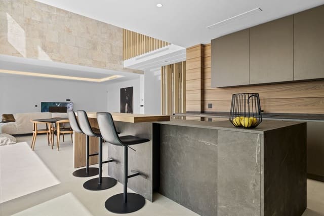 4 sypialnia Apartament na sprzedaż w El Paraíso, Benahavís z basenem - 3 485 000 € (Ref: 8860823)