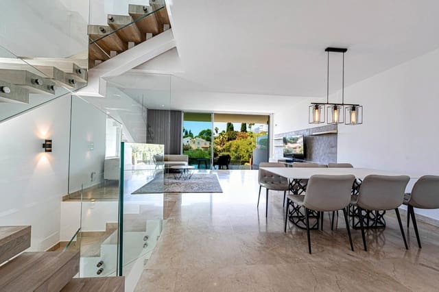 4 camera da letto Casa in vendita in Río Real, Marbella - 1.250.000 € (Rif: 8880274)