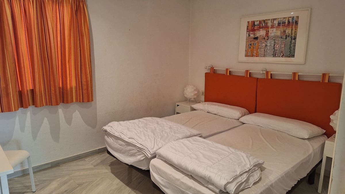 2 sypialnia Apartament na sprzedaż w Elviria z basenem - 395 000 € (Ref: 8880291)